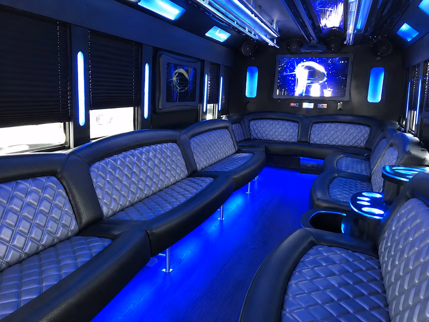 Rent a Bus to MIDFLORIDA Credit Union Amphitheatre