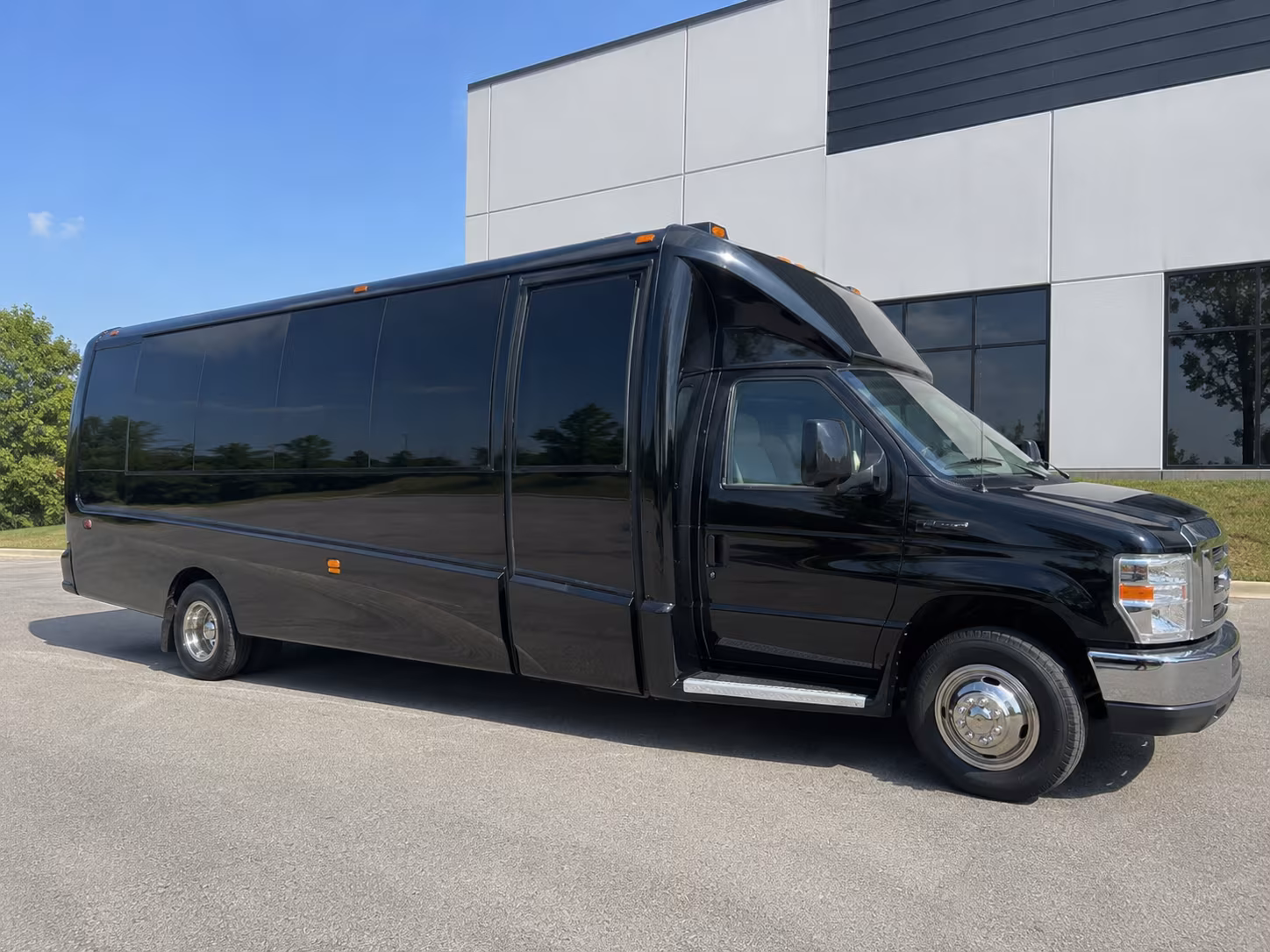 Tampa Bachelor & Bachelorette Transportation
