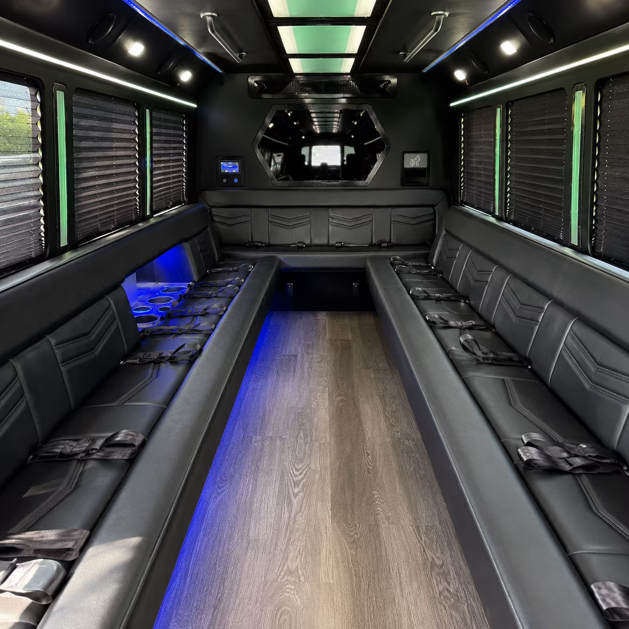 St. Petersburg Homecoming & Prom Party Bus Rentals